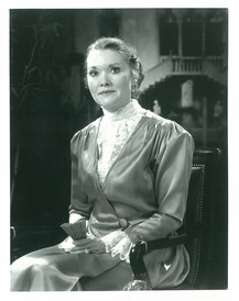 Actress Brings Isabella Stewart Gardner to Life