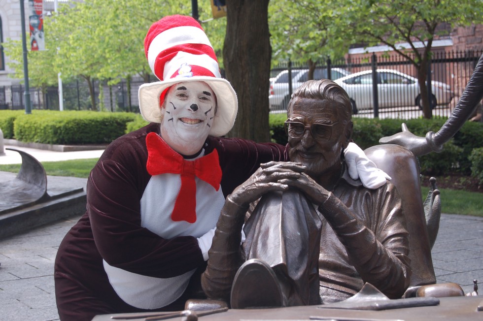 Cat in the Hat with Dr. Seuss sculpture