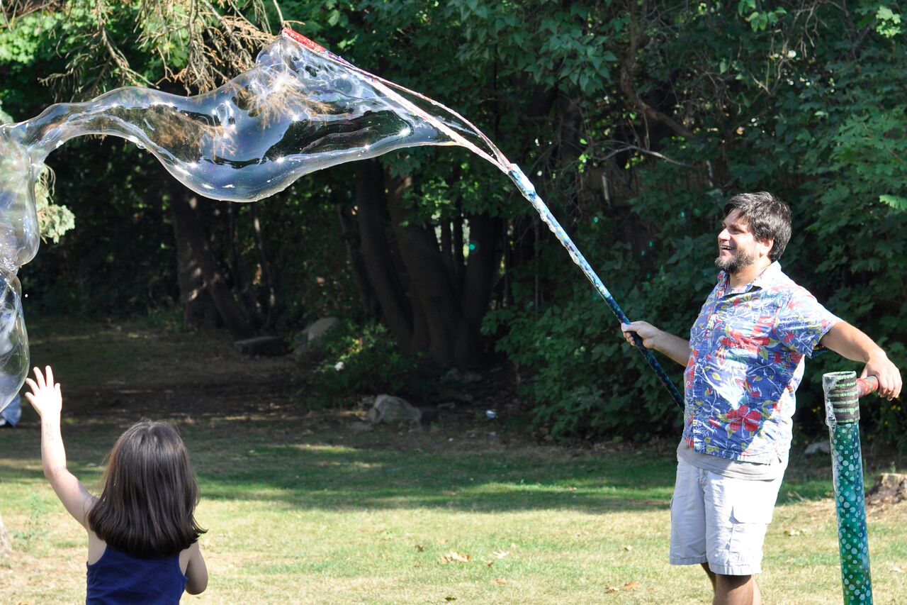 Mr. Vinny, The Bubble Guy