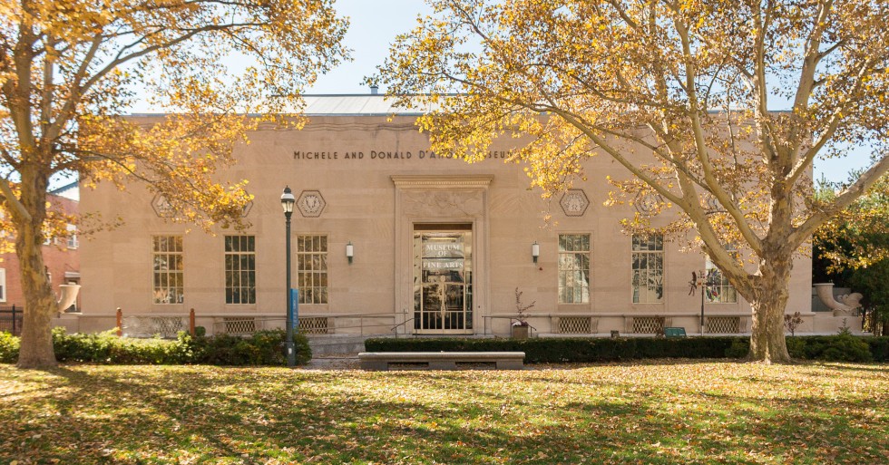 museum-of-fine-arts-in-fall-980×513