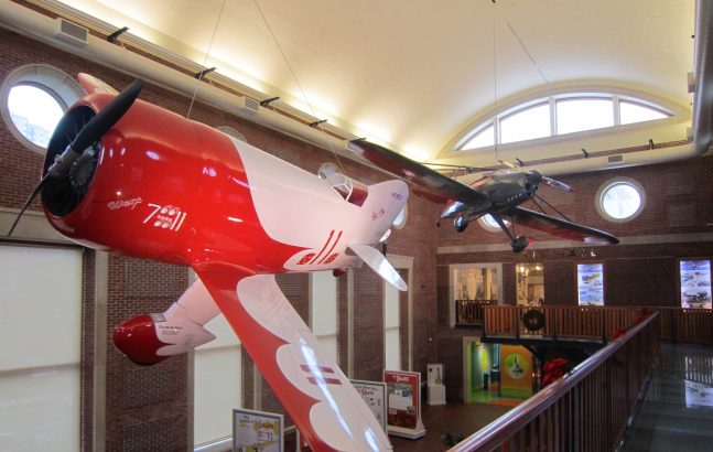 Gee Bee Zeta plane and ¾ size replica of the Gee Bee Model R-1