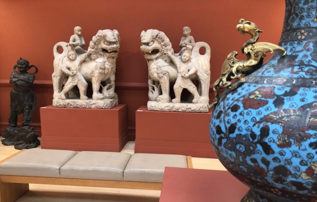 Foo Dog Statues